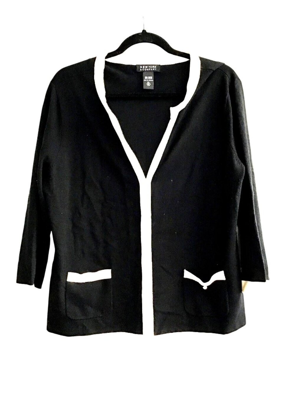 NEW YORK & COMPANY-WOMENS BLACK/TAN 3/4 SLEEVE BUTTON DOWN POCKETS SWEATER SZ XL